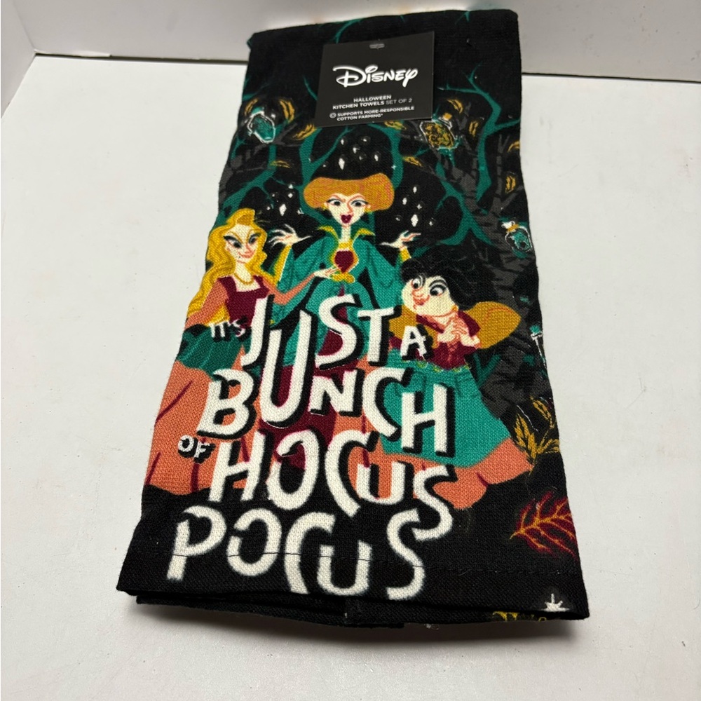 Disney HOCUS POCUS Kitchen Towel Halloween 2 PACK Witches New 2022